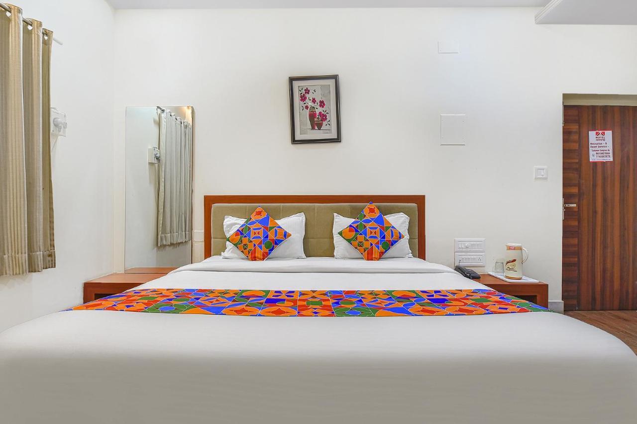 Hotel Collection O Royal Icon Udaipur Esterno foto